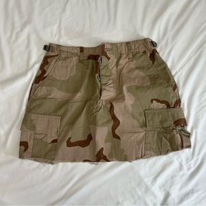 Urban Outfitters Renewal Camo Mini Skirt